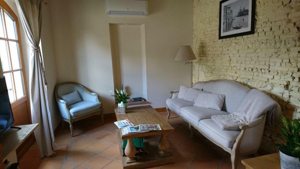 Le Clos Du Cedre Launac Exterior foto